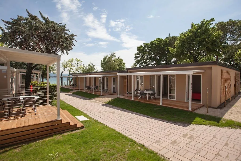 Camping Bergamini Villa Peschiera del Garda Italy