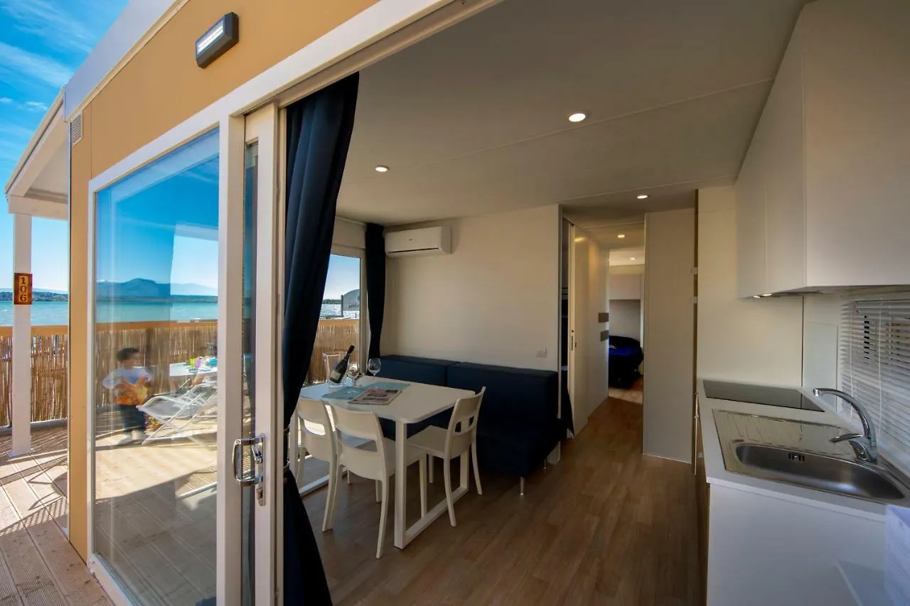 Camping Bergamini Villa Peschiera del Garda Campsite
