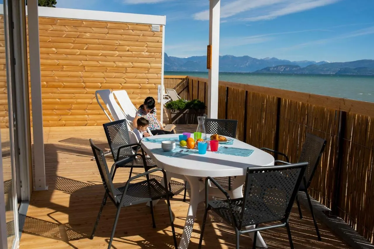 Camping Bergamini Villa Peschiera del Garda Campsite